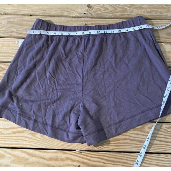 NWT Old Navy Sweat Shorts Size Large Women’s Purple - Picture 8 of 8